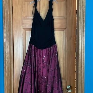 Black tank and maroon dress